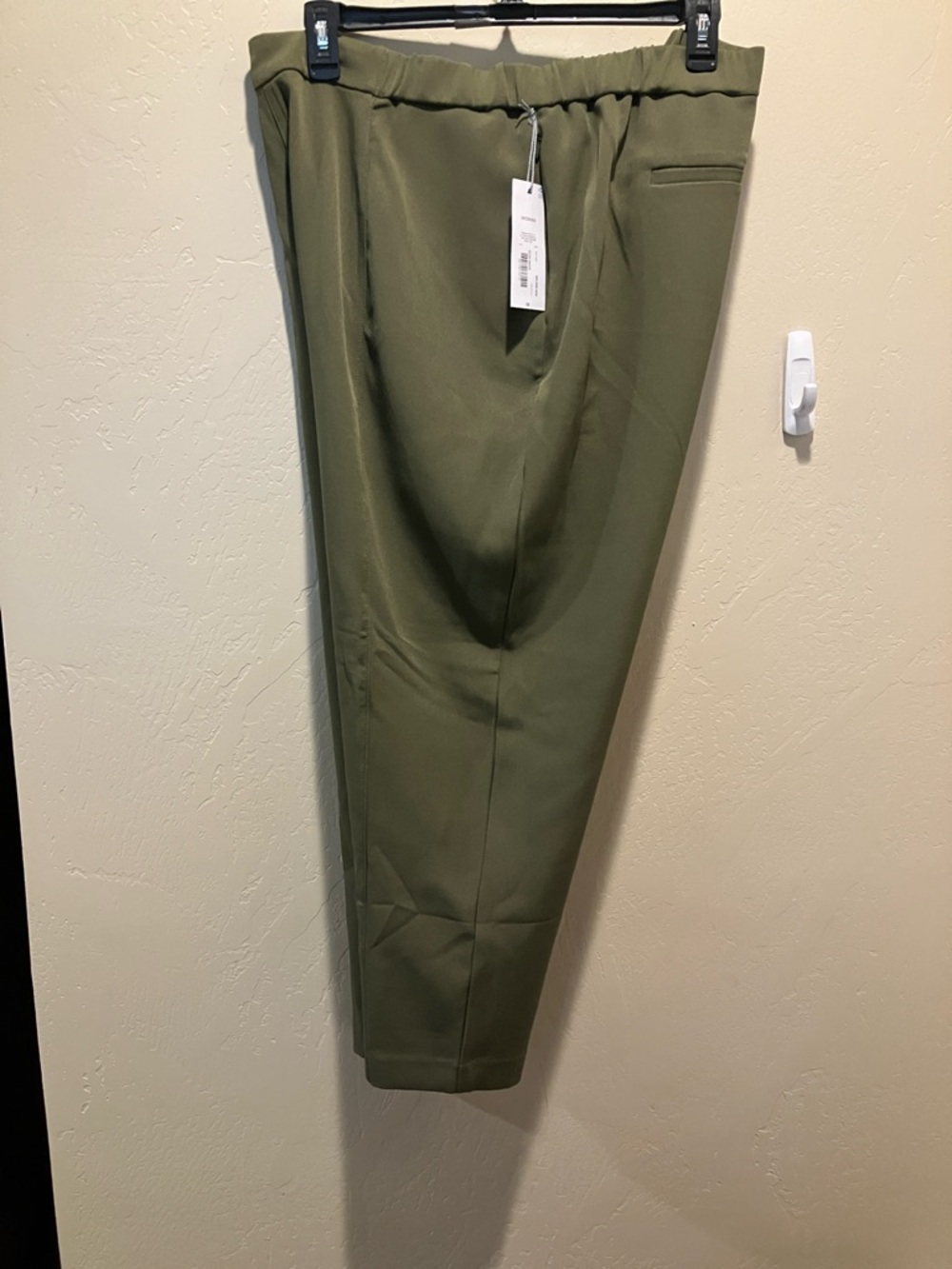 NWT Liz Claiborne 1X Poly Crepe Dress Pants 2 Zipper Side Pockets 2 Rear Pockets